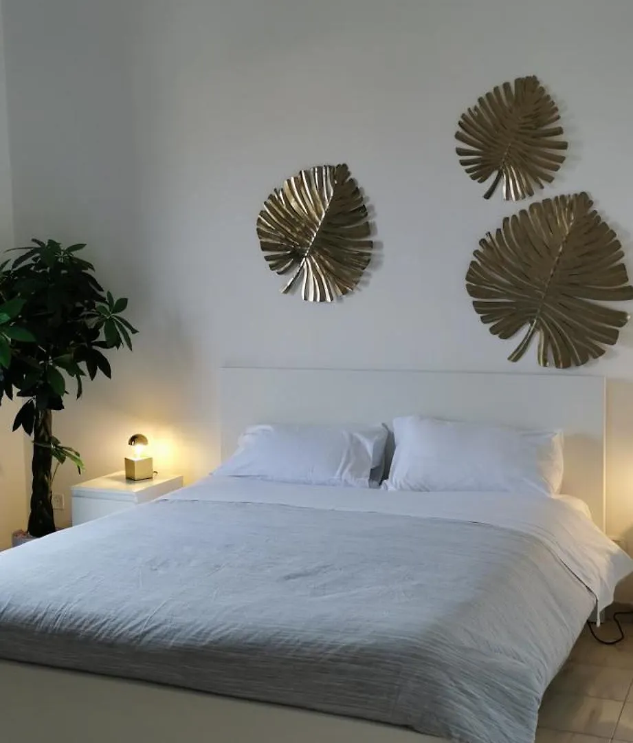 Port Side Elegance Palermo Hotel 0*,  Italien